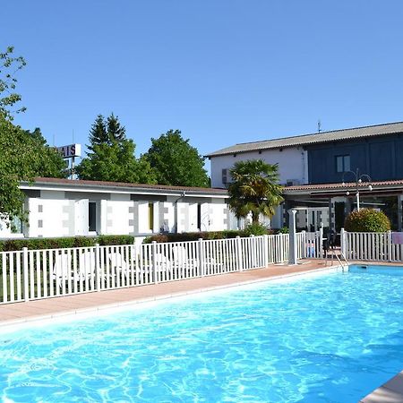 Отель Relais 500 De Vienne Шонас-л'Амбаллан Экстерьер фото