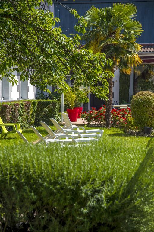 Отель Relais 500 De Vienne Шонас-л'Амбаллан Экстерьер фото